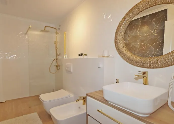 شقة R-9033 Moriones