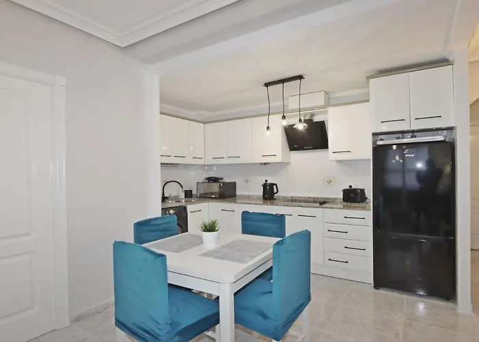 R-9033 Moriones شقة